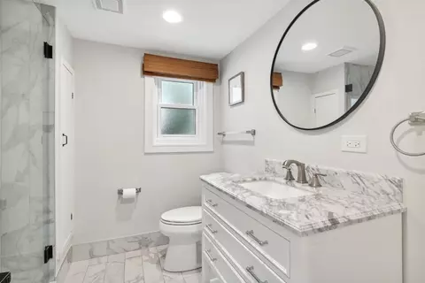 111 E Millers Rd, Des Plaines, IL 60016 photo 14