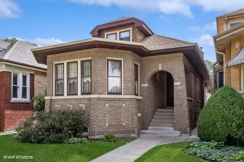 5935 N Talman Ave, Chicago, IL 60659