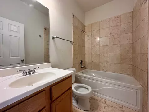 936 E 48th St, Chicago, IL 60615 photo 11