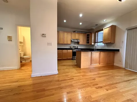 936 E 48th St, Chicago, IL 60615 photo 3
