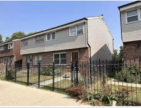 4042 W Washington Blvd, Chicago, IL 60624