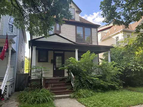 Undisclosed, Chicago, IL 60613