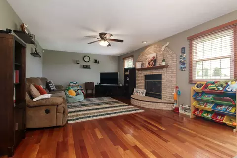 1409 Lismore Ln, Normal, IL 61761 photo 10