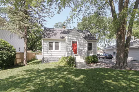 226 N Addison Rd, Wood Dale, IL 60191