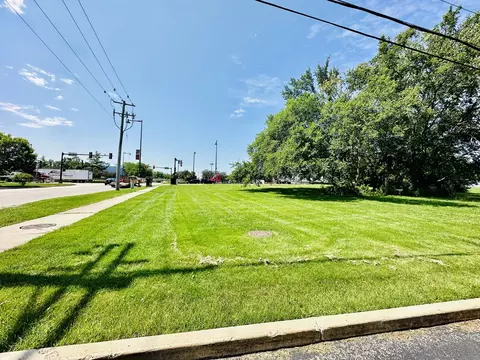 2120 W Lake St, Hanover Park, IL 60133