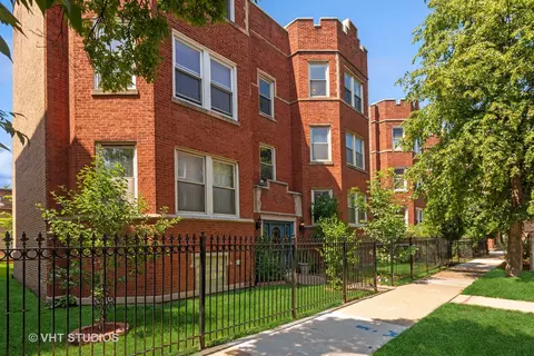 2722 N Sawyer Ave #3, Chicago, IL 60647