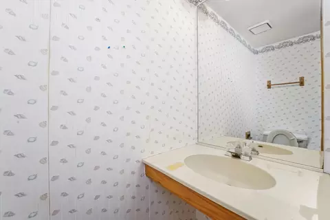 3121 Eugene Ln, Aurora, IL 60504 photo 13