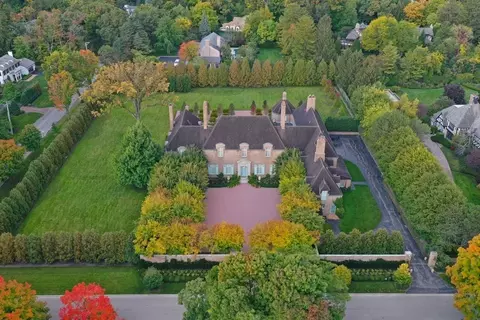 1460 Lake Rd, Lake Forest, IL 60045