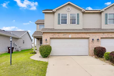 1417 Cobblestone Way, Champaign, IL 61822