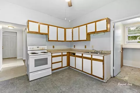 459 S Harrison Ave, Kankakee, IL 60901 photo 11