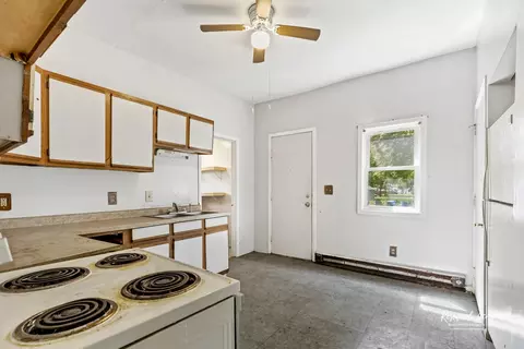 459 S Harrison Ave, Kankakee, IL 60901 photo 9