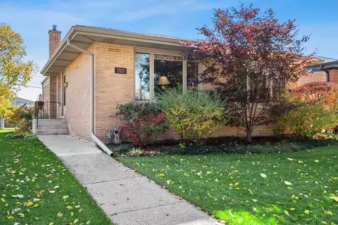 3325 Capitol St, Skokie, IL 60076