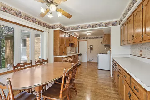 30 E Logan St, Lemont, IL 60439 photo 9