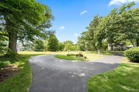 6 S441 Shagbark Ln, Aurora, IL 60506 photo 4