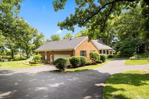 6 S441 Shagbark Ln, Aurora, IL 60506 photo 3