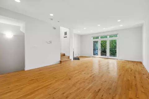 1106 E 54th St, Chicago, IL 60615 photo 7