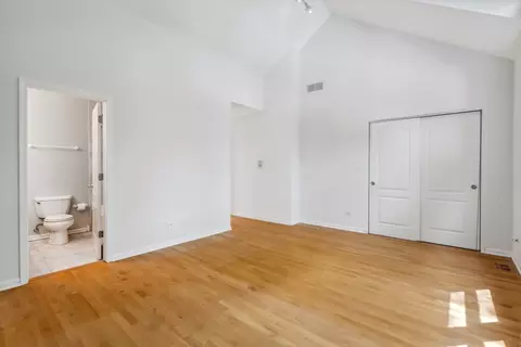 1106 E 54th St, Chicago, IL 60615 photo 17