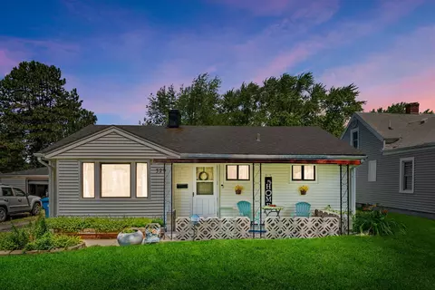 329 W River St, Bourbonnais, IL 60914