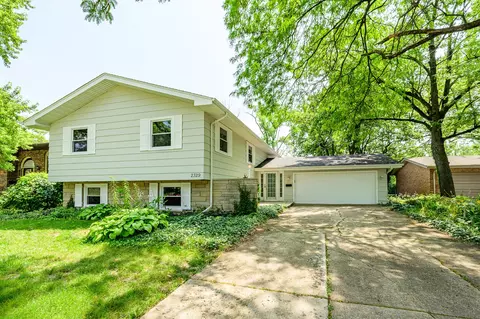 2329 Alexander Ter, Homewood, IL 60430