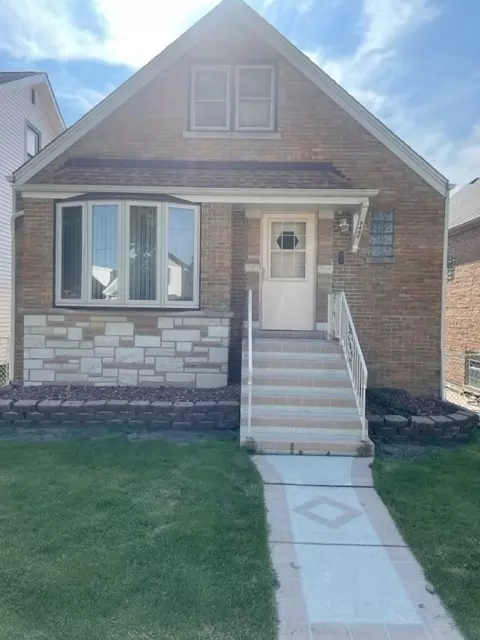 5450 N New England Ave, Chicago, IL 60656