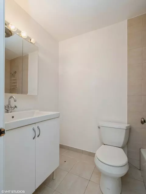 1500 Harbour Dr #1Q, Wheeling, IL 60090 photo 10