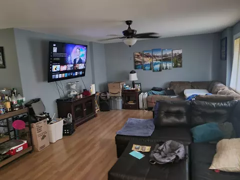 611 W Eastern Ave, Mchenry, IL 60051 photo 4
