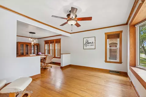 3235 Maple Ave, Brookfield, IL 60513 photo 2