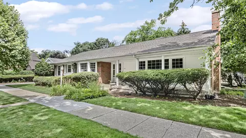 801 N East Ave, Oak Park, IL 60302
