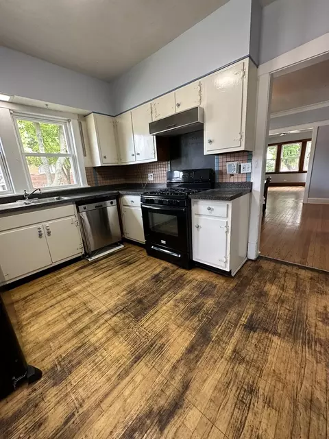1247 Maple Ave, Berwyn, IL 60402 photo 17