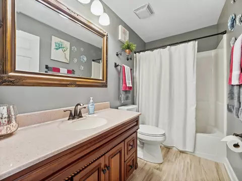 3950 Suffolk Ln, Hoffman Estates, IL 60192 photo 10