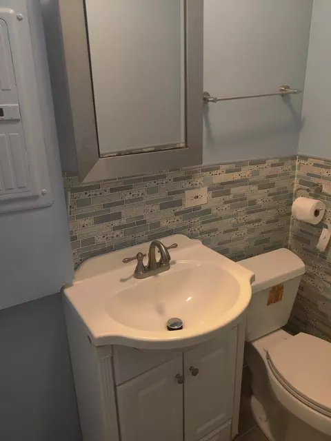 346 Cherry Ln, Glenview, IL 60025 photo 9