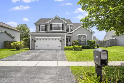 7514 Red Oak Dr, Plainfield, IL 60586 photo 2