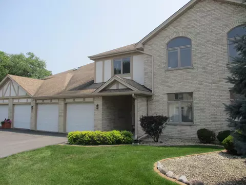 6431 Pine Cone Dr #4, Tinley Park, IL 60477
