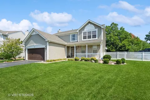 910 Blandford Ave, New Lenox, IL 60451