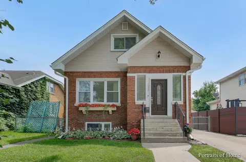 1327 Campbell Ave, Des Plaines, IL 60016