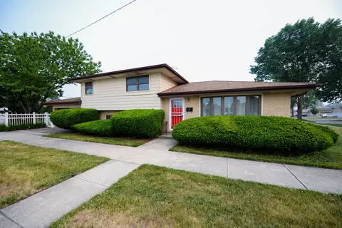 4401 Vernon Ave, Brookfield, IL 60513