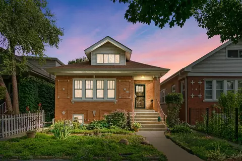 4849 W Newport Ave, Chicago, IL 60641