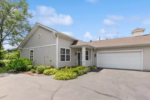 13407 Michigan Ave, Huntley, IL 60142