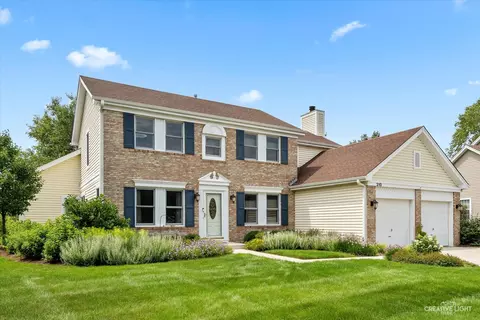 310 Little Creek Dr, Streamwood, IL 60107