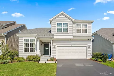 681 Elizabeth St, Elburn, IL 60119