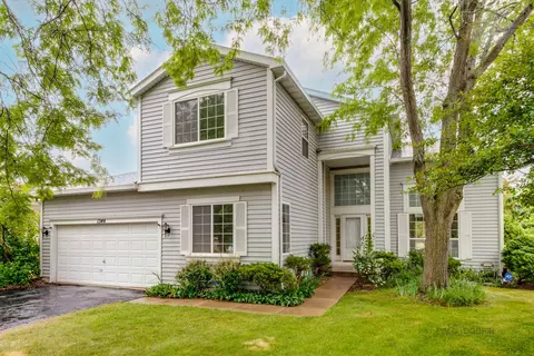 1344 Almaden Ln, Gurnee, IL 60031