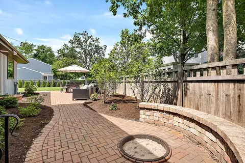 1011 E Bailey Rd, Naperville, IL 60565 photo 20