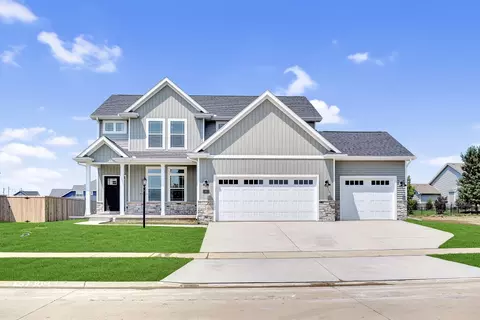 1803 Littlefield Ln, Mahomet, IL 61853