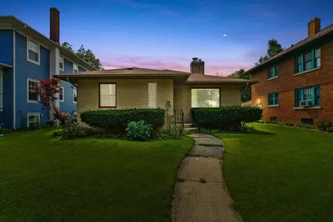 816 Brook St, Elgin, IL 60120 photo 3
