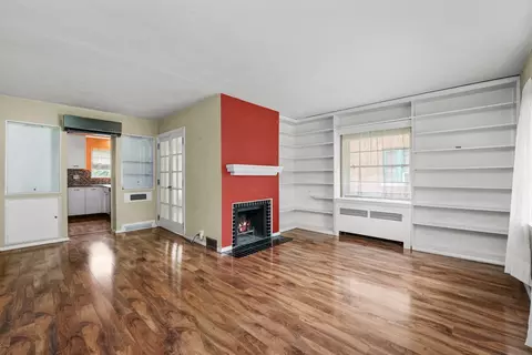 816 Brook St, Elgin, IL 60120 photo 4