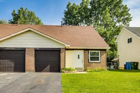 1826 Whitney Dr, Hanover Park, IL 60133