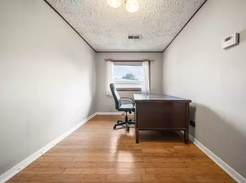 7430 S Octavia Ave, Bridgeview, IL 60455 photo 23