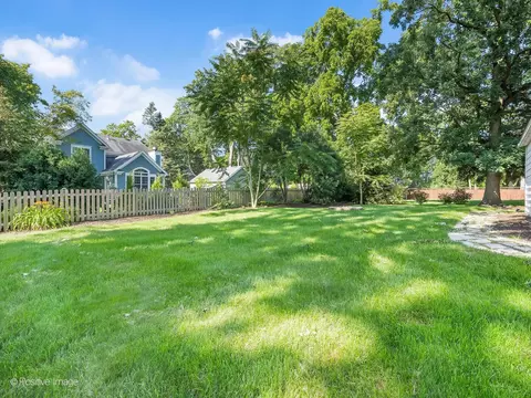 626 E Indiana St, Wheaton, IL 60187 photo 20