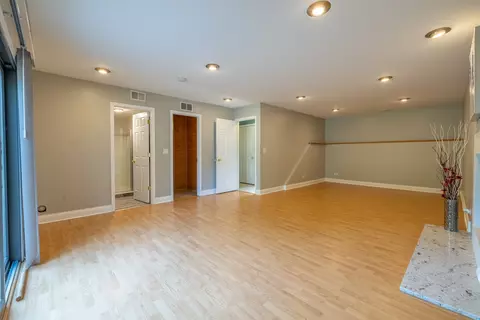 131 S Berteau Ave, Bartlett, IL 60103 photo 22