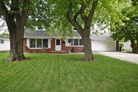635 Kungs Way, Joliet, IL 60435
